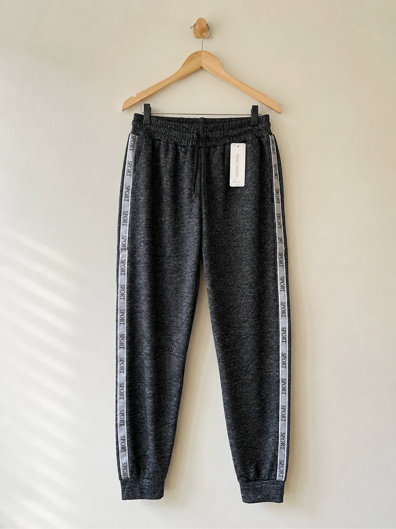 Pantalón gris jaspeado